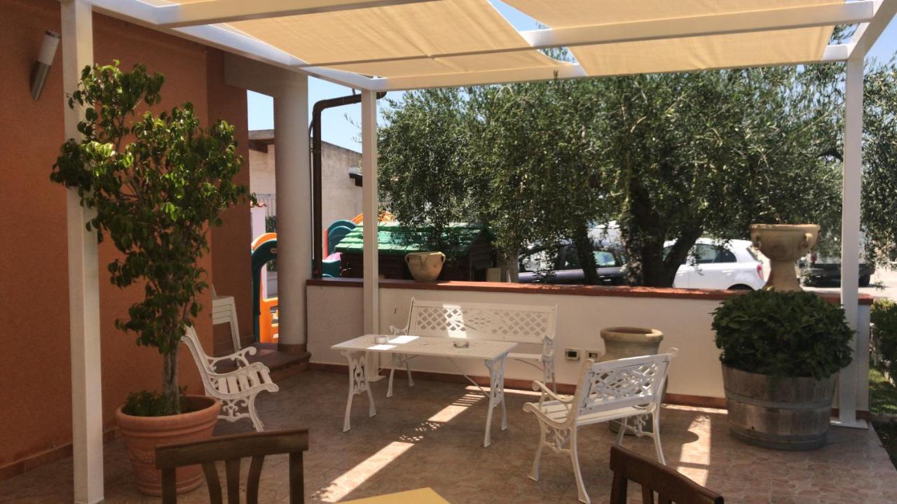 مينفي Villa Plasi المظهر الخارجي الصورة